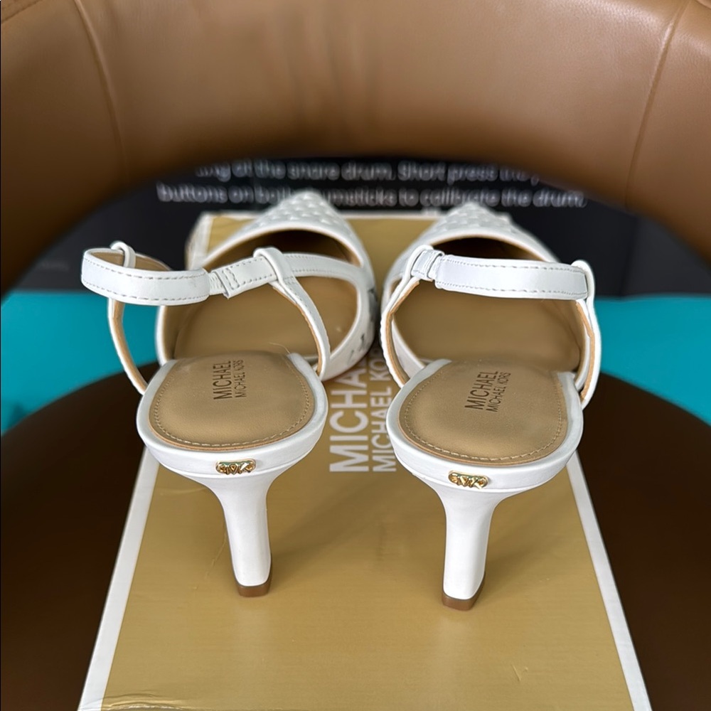 Michael Kors alora mid sling white pumps - Picture 4 of 5